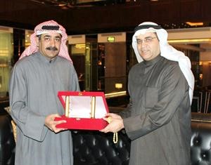 احمد المليفي مستقبلا الطالب محمد هادي﻿
