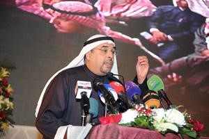 عبدالرحمن العنجري خلال حديثه في افتتاح مقر البراك