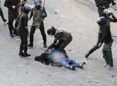 فتاة التحرير المسحولة بطلة فيلم لكاملة أبوذكري