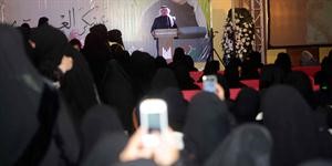 عسكر العنزي متحدثا لناخبات الدائرة الرابعة