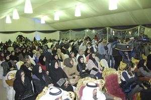 جانب من الحضور النسائي في مقر الصايغ﻿