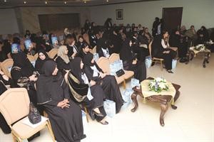 الحاضرات في ندوة مشعل العيار النسائية
