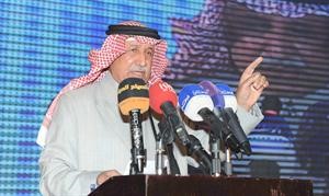 احمد الشريعان يتحدث في الندوة
