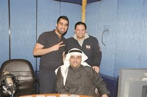 الموسوي وحيدر والكندري في الاستديو فريال حماد

