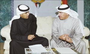 المحامي عبدالله الاحمد متحدثا للزميل محمد الخالدي