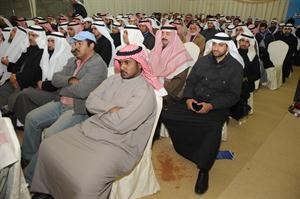 ابناء الدائرة الاولى حاضرون في المقر الانتخابي
