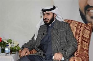 المحامي اسامة المناور متحدثا 	خالد مكي﻿