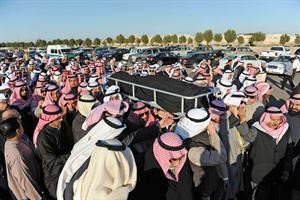  في وداع الراحل الشيخ سعود الناصر﻿