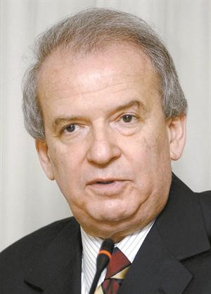 مروان حمادة﻿