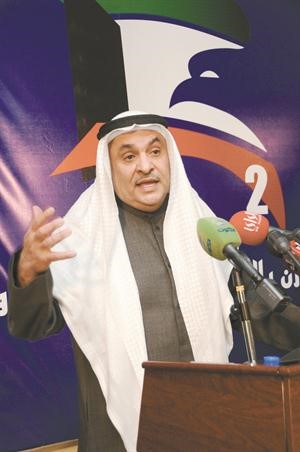 رئيس البرلمان العربي السابق والنائب السابق ومرشح الدائرة الثانية محمد الصقر متحدثا للحضور ﻿