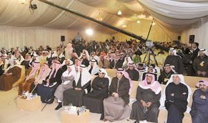 ناخبو الرابعة يستمعون لحديث محمد الخليفة﻿