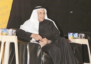 محمد الخليفة في مقره بالاندلس﻿