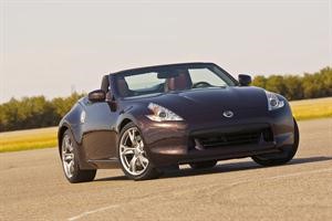 «نيسان 370Z» تفوز بجائزة أفضل سيارة رياضية مكشوفة في جوائز الشرق الأوسط للسيارات 