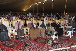الحضور من ابناء الدائرة الرابعة في افتتاح المقر الانتخابي للدكتور ابورمية