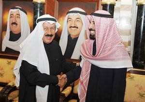 الشيخ علي جابر الاحمد مع جواد بوخمسين﻿