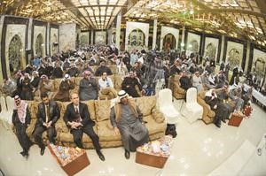 الحضور خلال ندوة دوليد الطبطبائي﻿