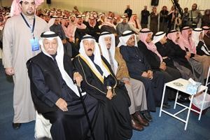 جواد بوخمسين يتقدم الحضور في مقر دميثير
