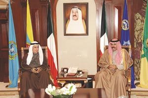 سمو ولي العهد الشيخ نواف الاحمد مستقبلا صالح الفضالة