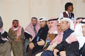 جانب من الحضور في مقر الصقر
