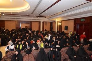 الحاضرات يستمعن للدقباسي والمويزري