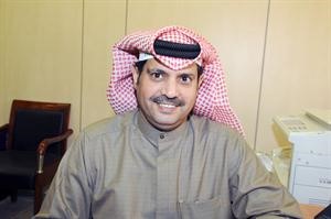 مرشح الدائرة الرابعة فرز الديحاني اثناء تسجيل ترشحه في ادارة الانتخابات