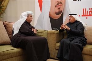 مرشح الدائرة الثالثة مجمال بدر العبدالجليل متحدثا للزميل فرج ناصر