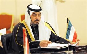 الشيخ دطلال الفهد خلال الاجتماع

