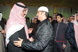م عبدالرحمن الحميدان مباركا للنائب شايع الشايع