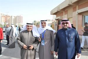 عبدالله المحيلبي مبتسما ومتفائلا