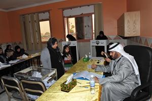 انتظار وتصويت مزدوج
