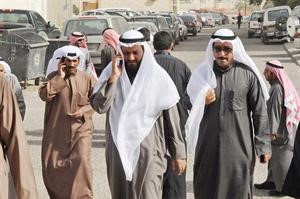 محمد هايف في طريقه للادلاء بصوته