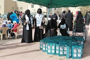 دعاية لاحد التحالفات في الخامسة