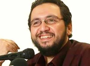 بلال فضل: أداء برلماني يليق بمقتل 76 فرخة وليس 76 إنساناً