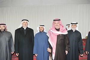 عيسى الكندري يقدم التهنئة الى دمحمد الكندري