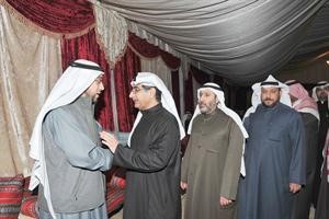 الشاهين في استقبال المهنئين﻿