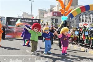 الشخصيات الكرتونية اضفت البهجة والسرور