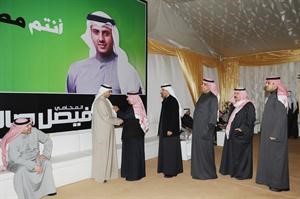 النائب فيصل اليحيى مرحبا بالمباركين في مقره الانتخابي قاسم باشا