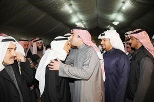 قبلة على راس الخليفة﻿