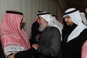 مهنئون للوسمي بمناسبة الفوز
