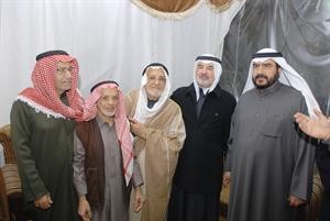 صالح عاشور متوسطا سعدون حماد ومهنئين اسامة ابوعطية