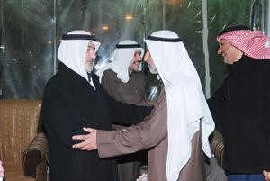 صالح عاشور في استقبال المهنئين