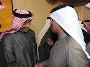 المطر يتلقى التهاني﻿