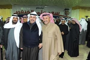 وزير الاعلام الشيخ حمد جابر العلي مهنئا سعد الخنفور 	محمد ماهر﻿