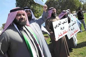 النائب دوليد الطبطبائي يتقدم الحضور
