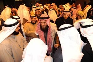 السلطان يتلقى التهاني

