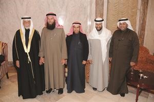 عبدالعزيز الغنام وعبدالرحمن الغنيم يباركان للسلطان والعميري