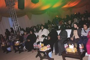 جانب من الحاضرات في حفل استقبال المطر﻿