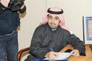 محمد حسن يسجل ترشيحه