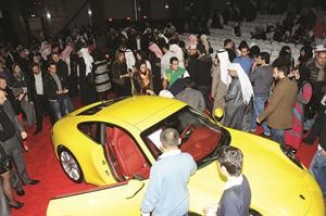 طراز بورشه الجديد 911 كاريرا واطلالة رائعة