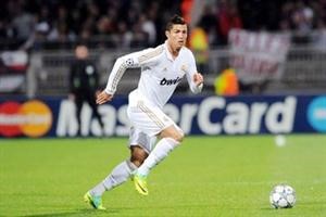 نجم ريال مدريد كريستيانو رونالدو اغلى لاعب في العالم